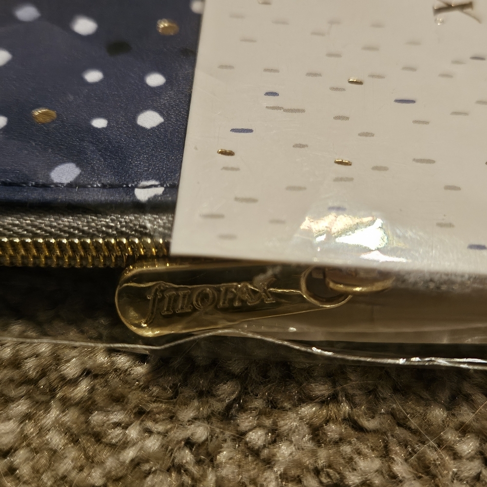 Filofax Personal Size Zip Pouch NEW - Picture 5 of 6